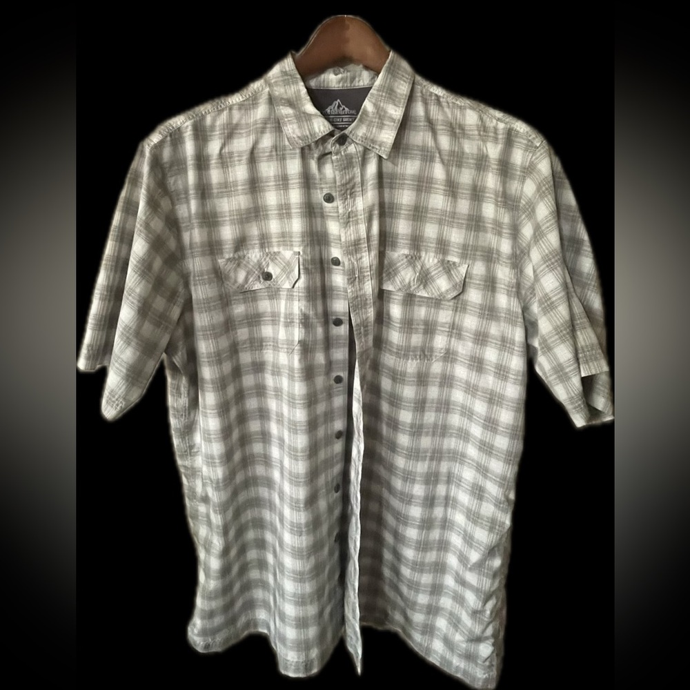 Croft & Barrow Men's Casual Plaid Button Down Shirt - Gray